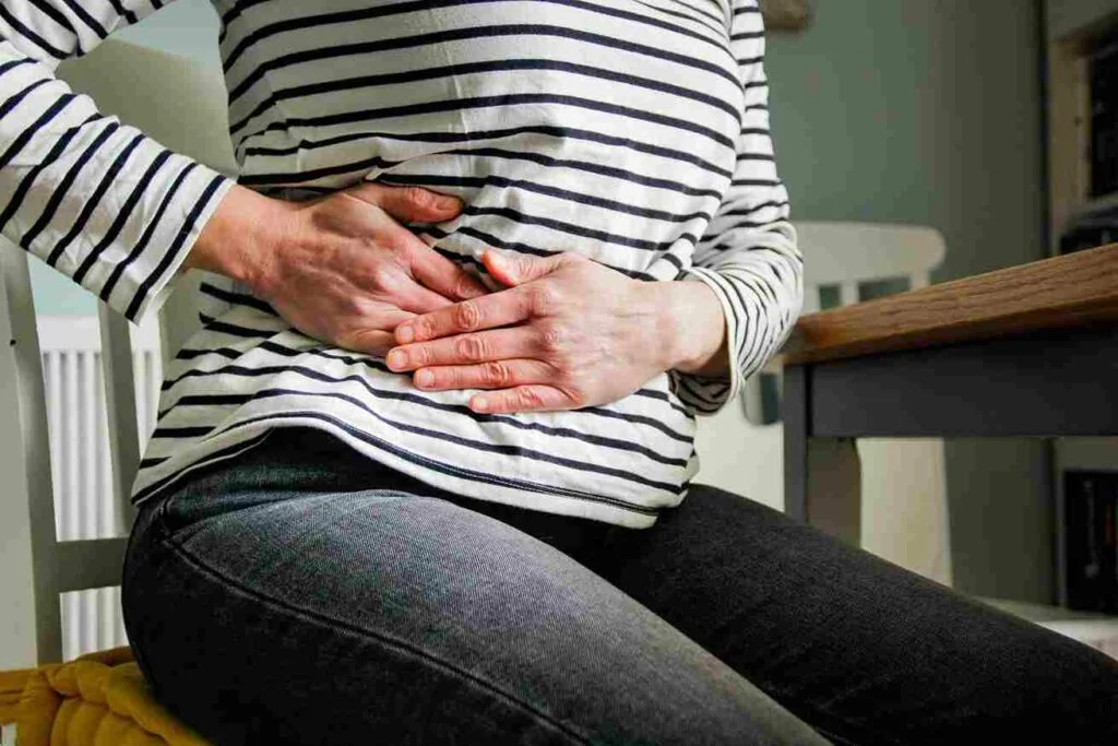 Unraveling the Mystery: Upper Abdominal and Back Pain Explained