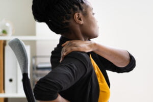 Treatment Options for Upper Middle Back Pain