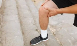 Can Flat Feet Cause Pain in Your Knee