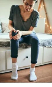 How Sitting Habits Impact Knee Pain