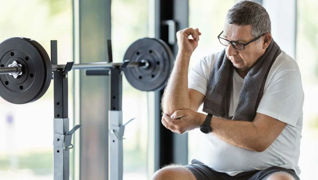 elbow pain from lifting weights