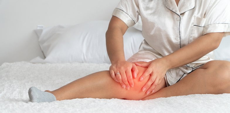 Knee Pain While Sleeping: Causes, Remedies, and Prevention