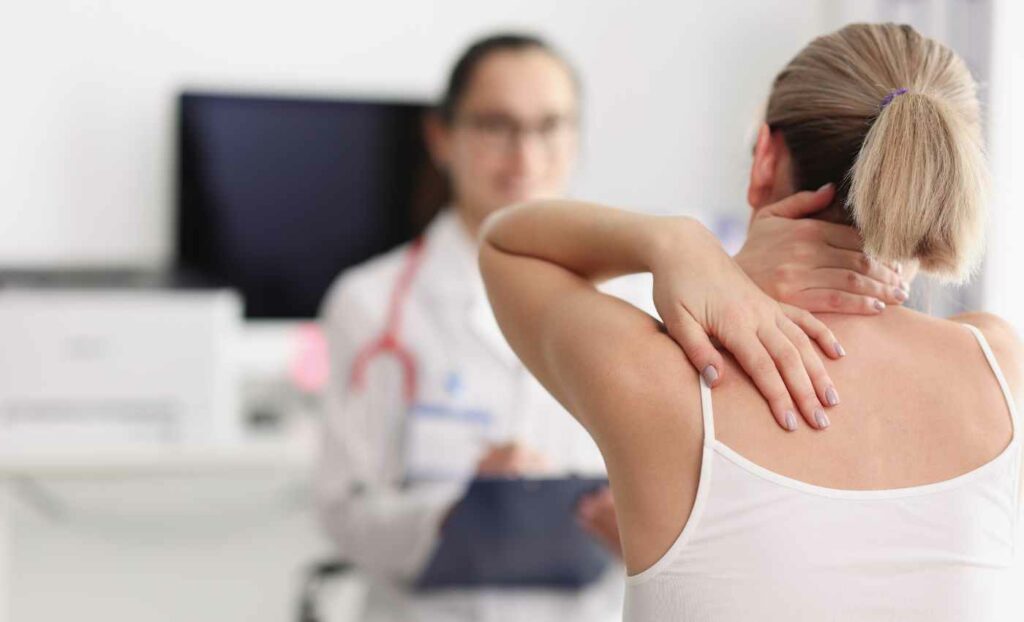 understanding-and-managing-neck-pain-on-left-side