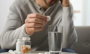 Effective Treatment Options For Men's Waist Pain Relief