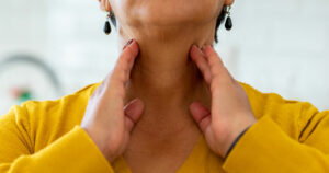 Home Remedies of Sore Throat and Neck Pain