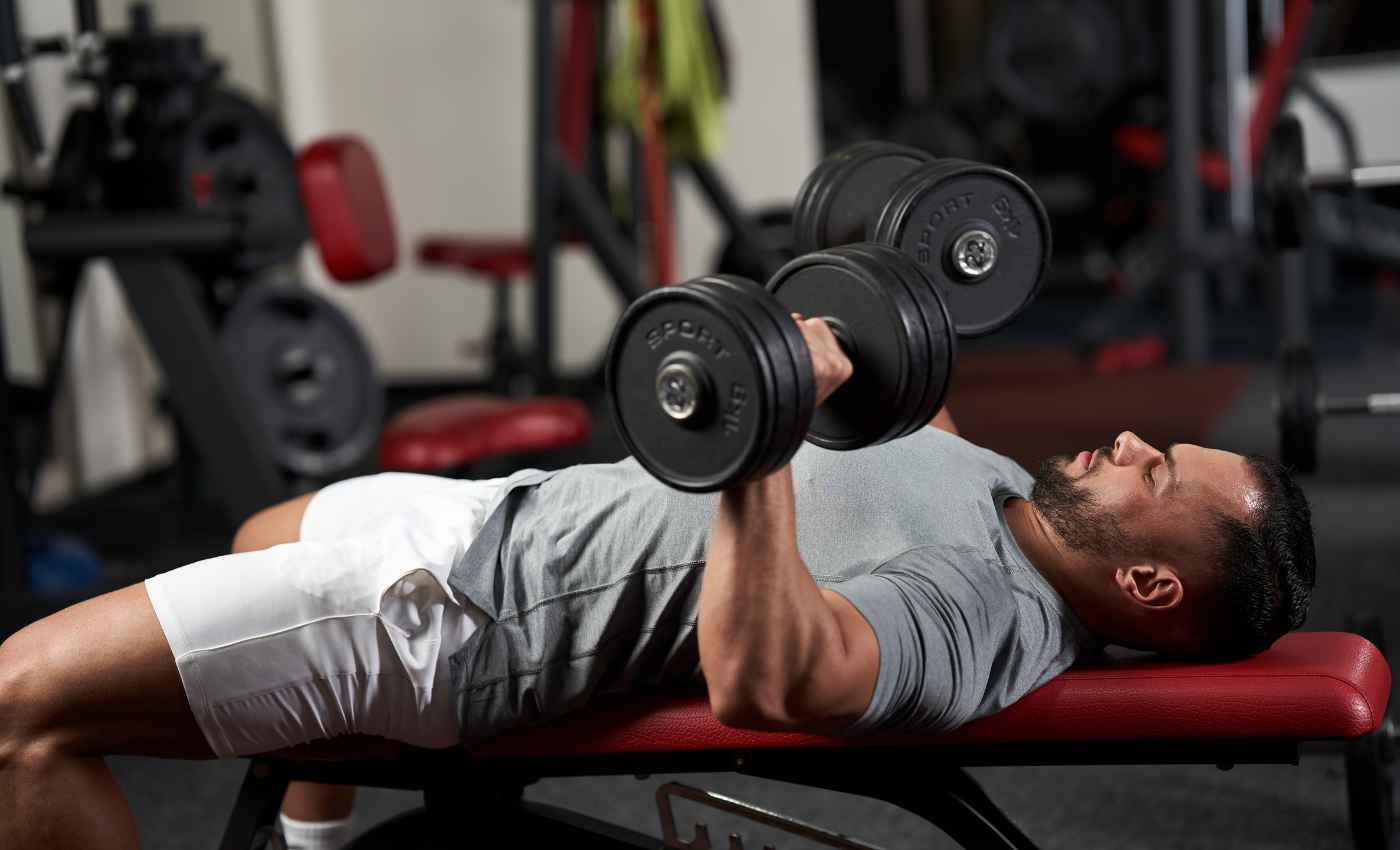 shoulder-pain-after-bench-press-treatment-and-recovery-tips