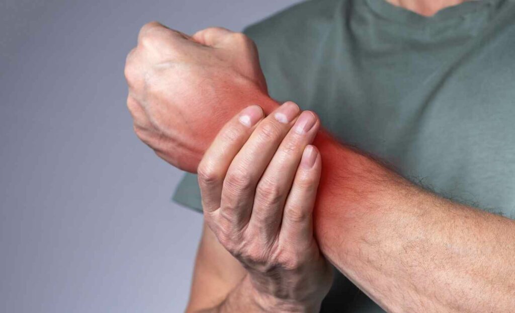 Navigating the Pain: CRPS and the Role of Physical Therapy