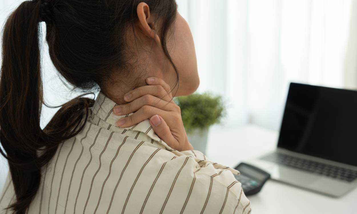 Is Your Neck Pain a Sign of Lupus? Understanding The Connection